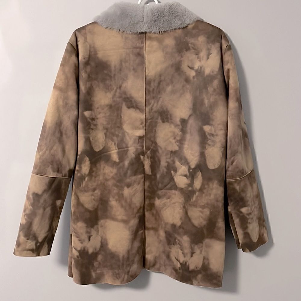 Womens’ Soft Polyester Jacket Size M - Picture 4 of 4